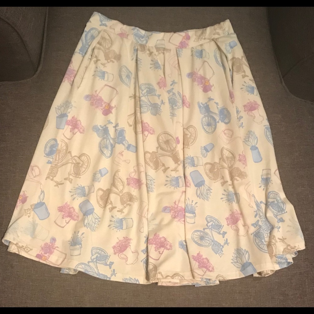 Large Lularoe Madison Skirt